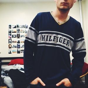 Vintage men’s Tommy Hilfiger long-sleeved v-neck